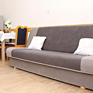  Apartamento Studio Apartman Zara